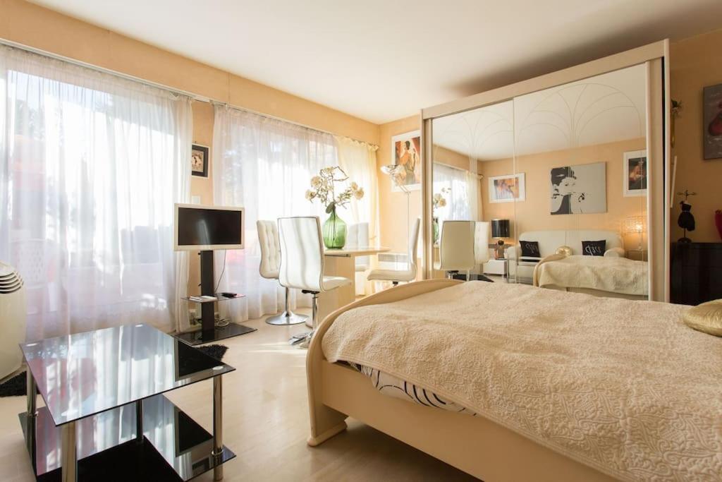 Lovely Apartments With Terrace Канны Экстерьер фото